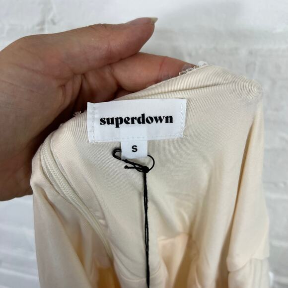 Revolve Women's Superdown Alaviv Cut Out Mini Dress Halter Neck Cream Size S NWT - Picture 6 of 8